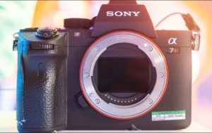 Sony announces a7r III camera with faster autofocus