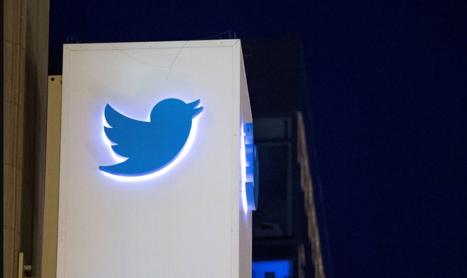 Twitter plans to provide advertising data to users